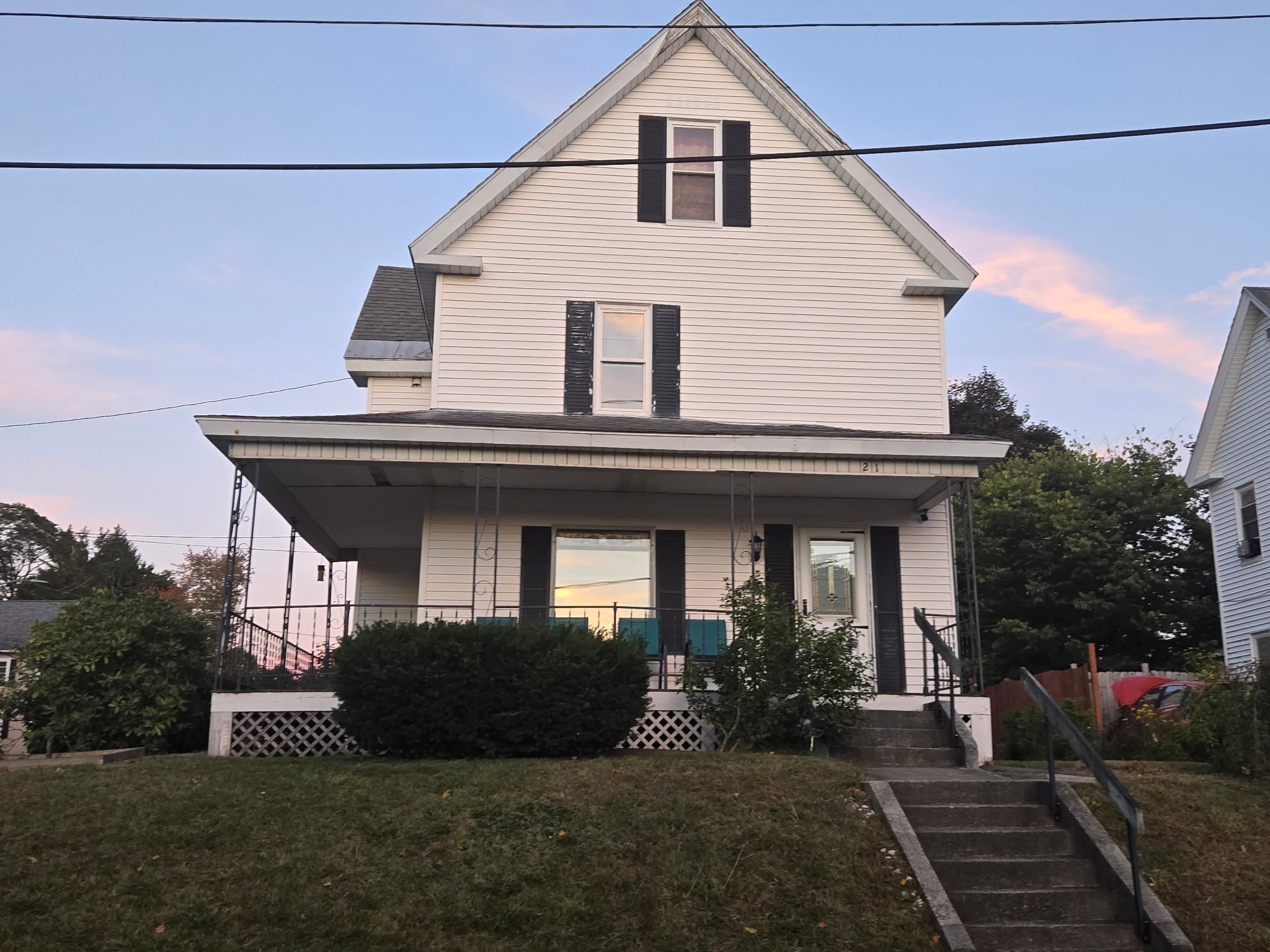 21 Smith Ave — photo
