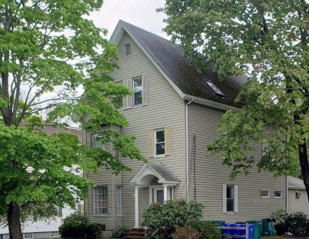 82 Dennis St #2 — photo