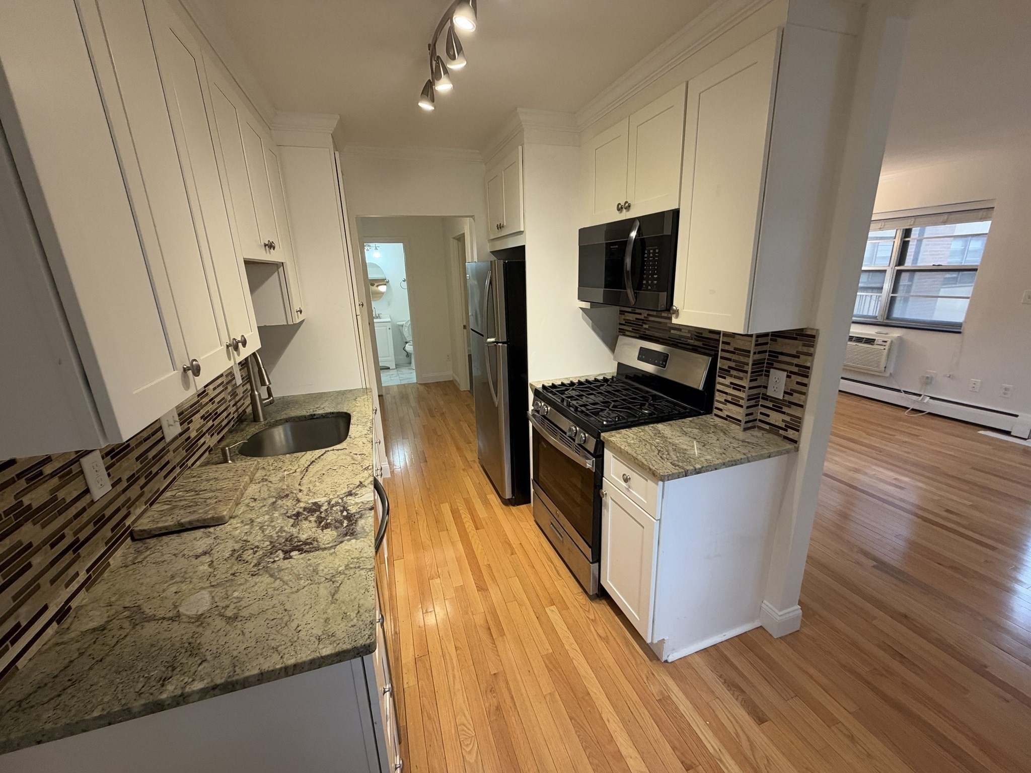 4925 Washington St #207 — photo