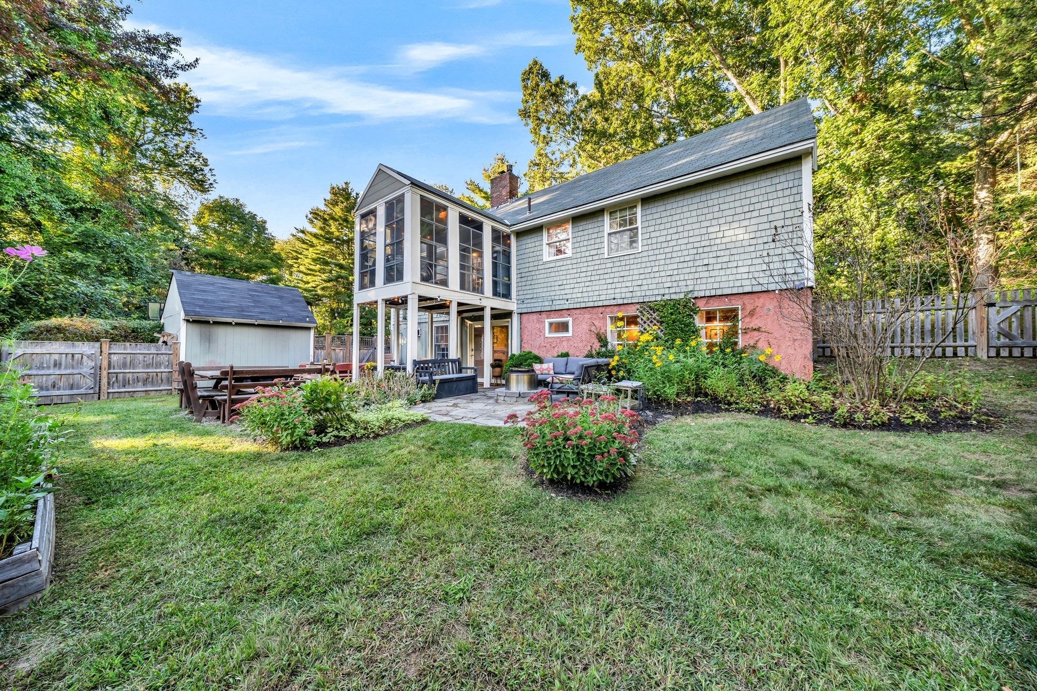 475 Newburyport Tpke — photo