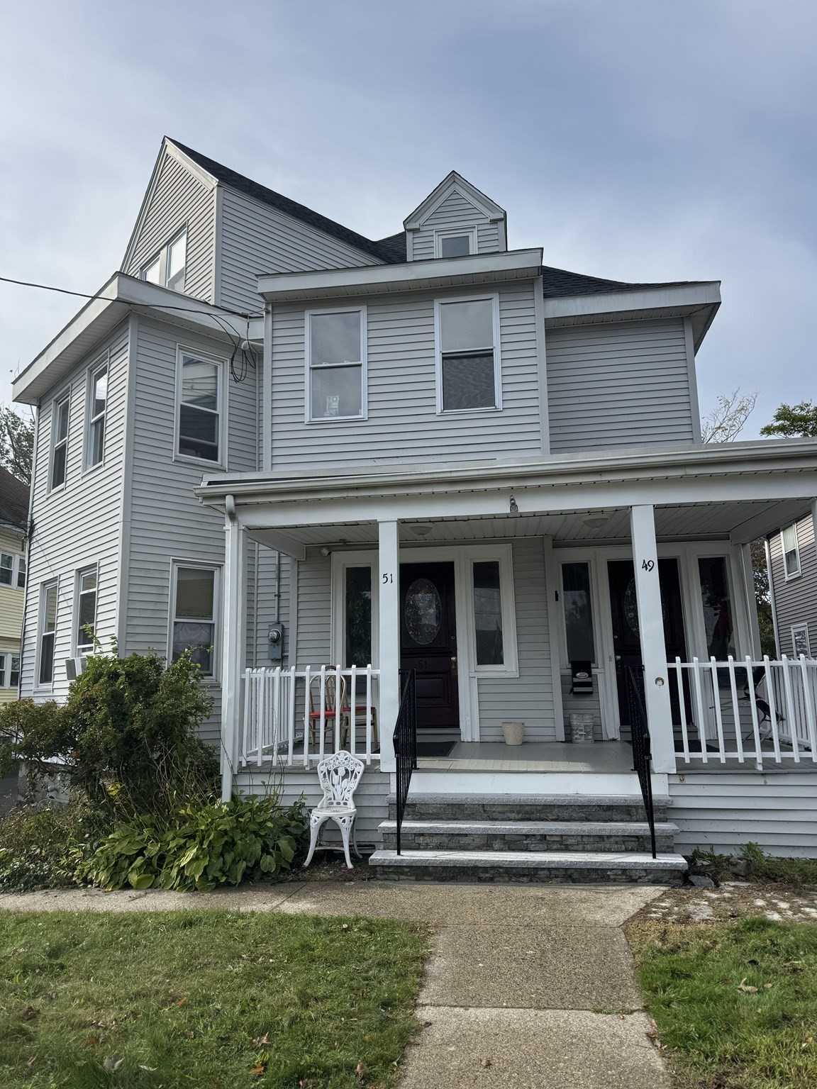 49 Holmes St #2B — photo