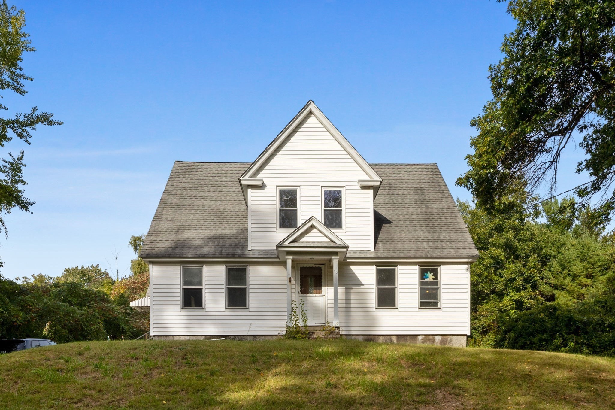 10 Salem St — photo