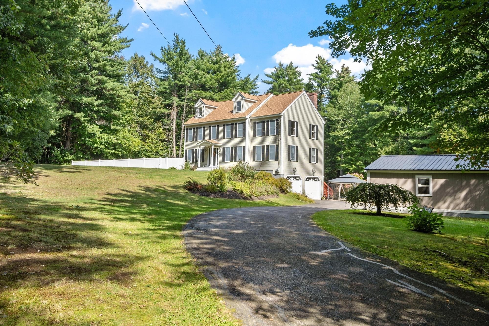1 Laurelwoods Dr — photo