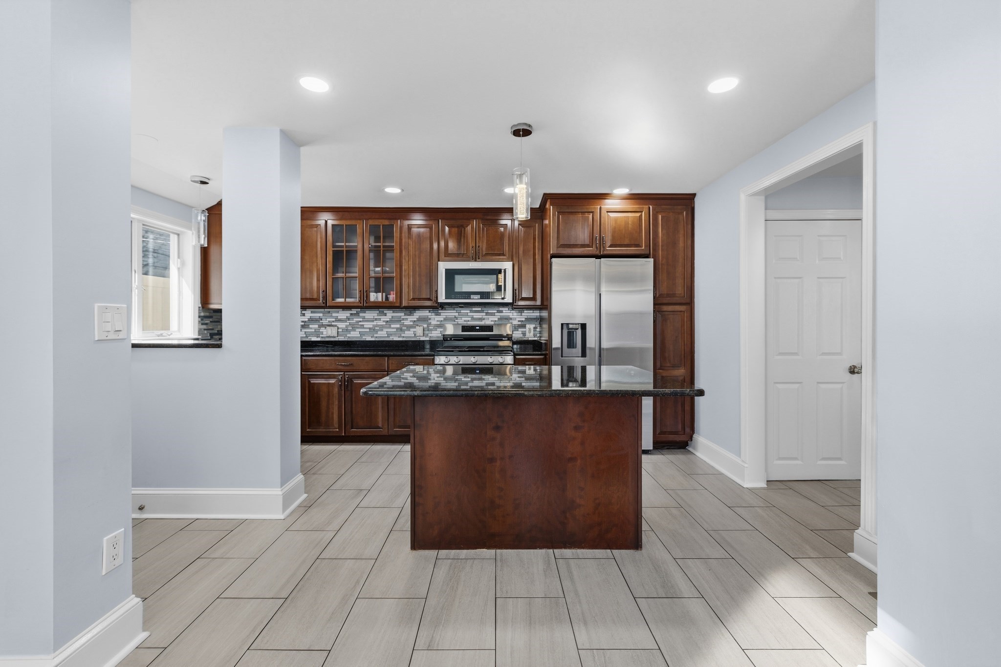 17 Estes Street, Everett, MA 02149 — photo 3