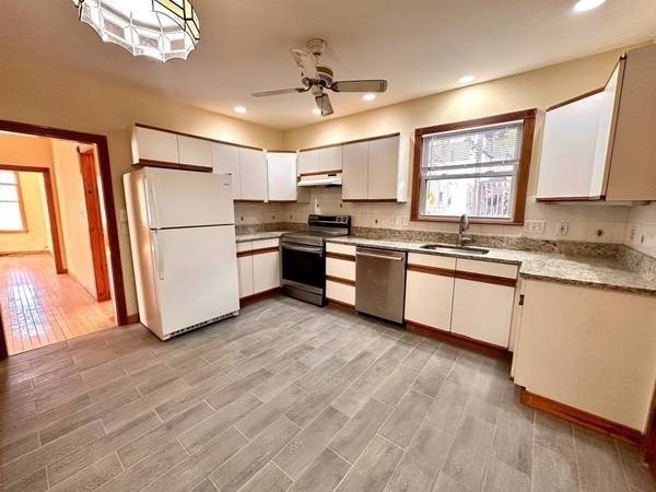 8 Berkeley St #2 — photo