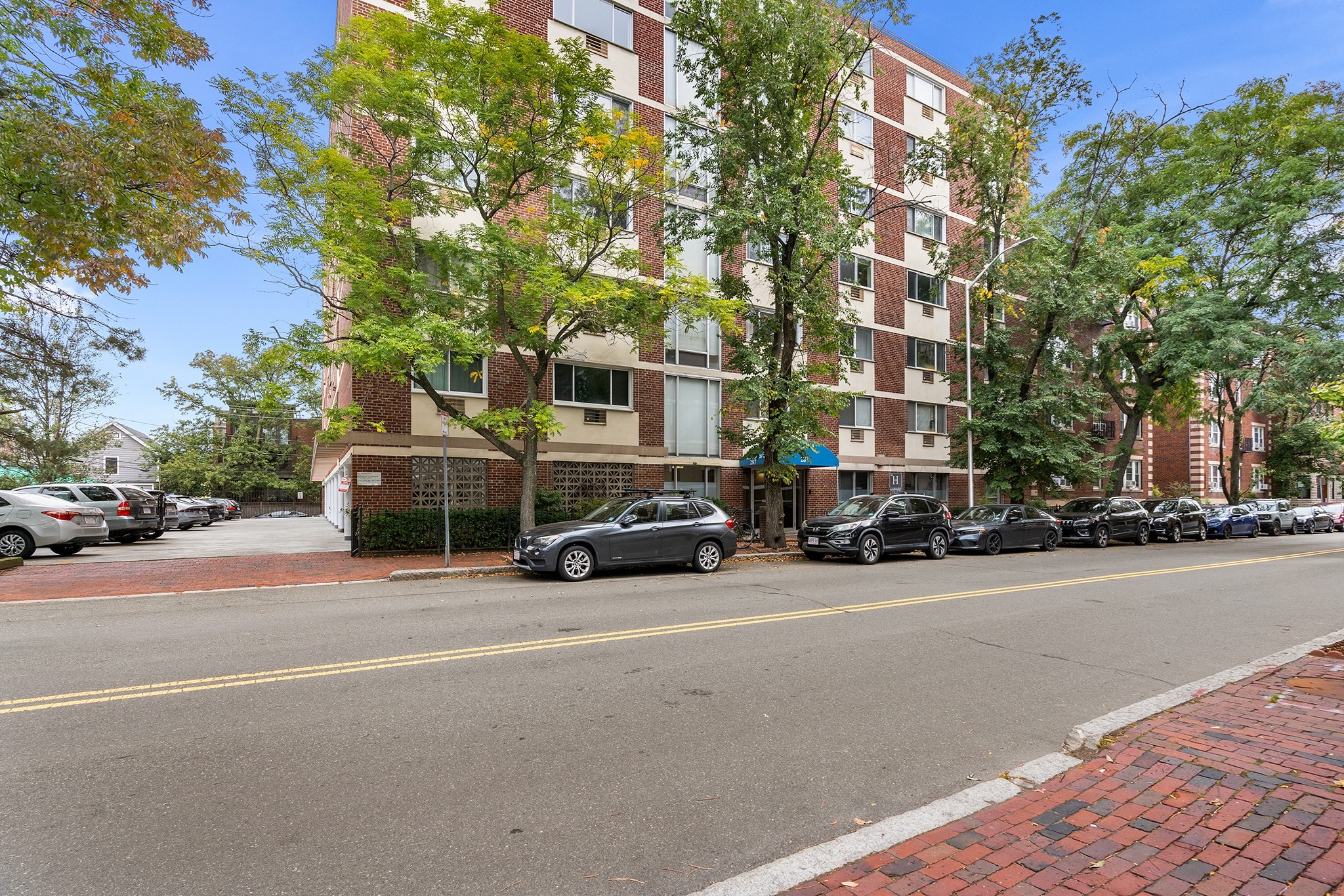 287 Harvard St #26 — photo