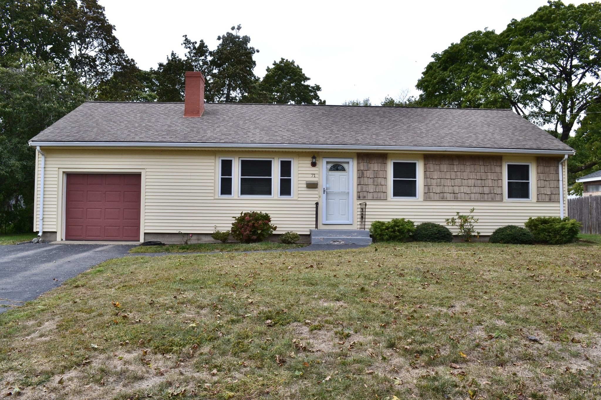 71 Birch Rd — photo