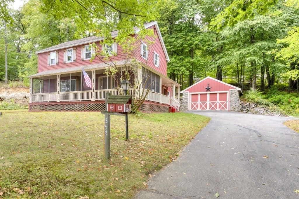 352 Lake Ave. — photo