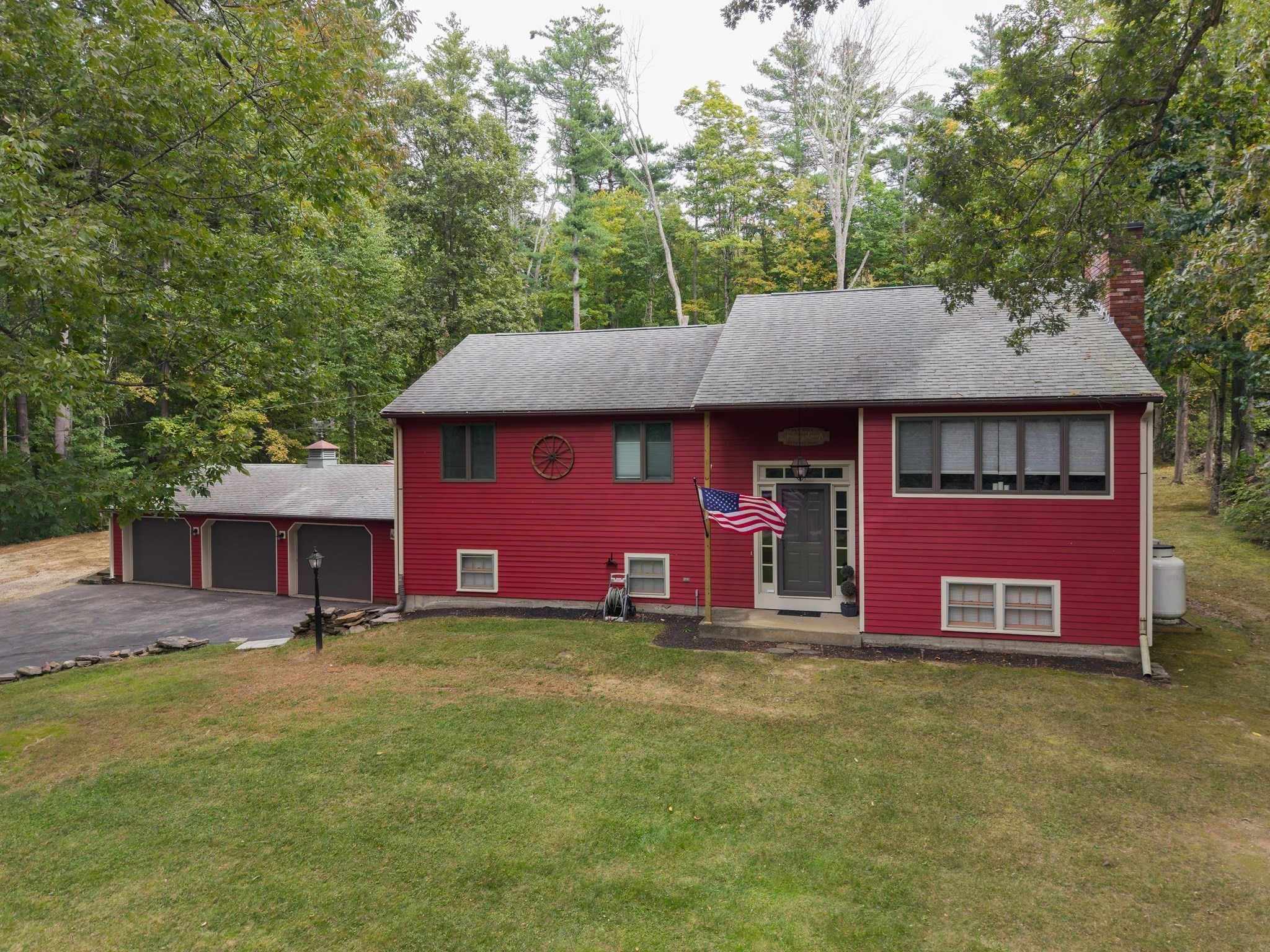 14 Old Village Rd — photo