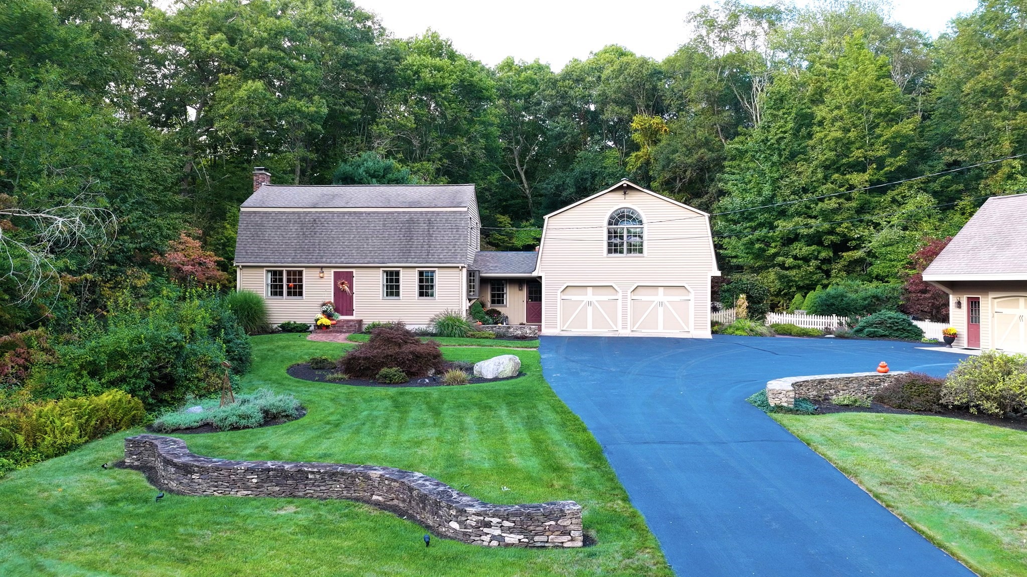 447 Fairview — photo