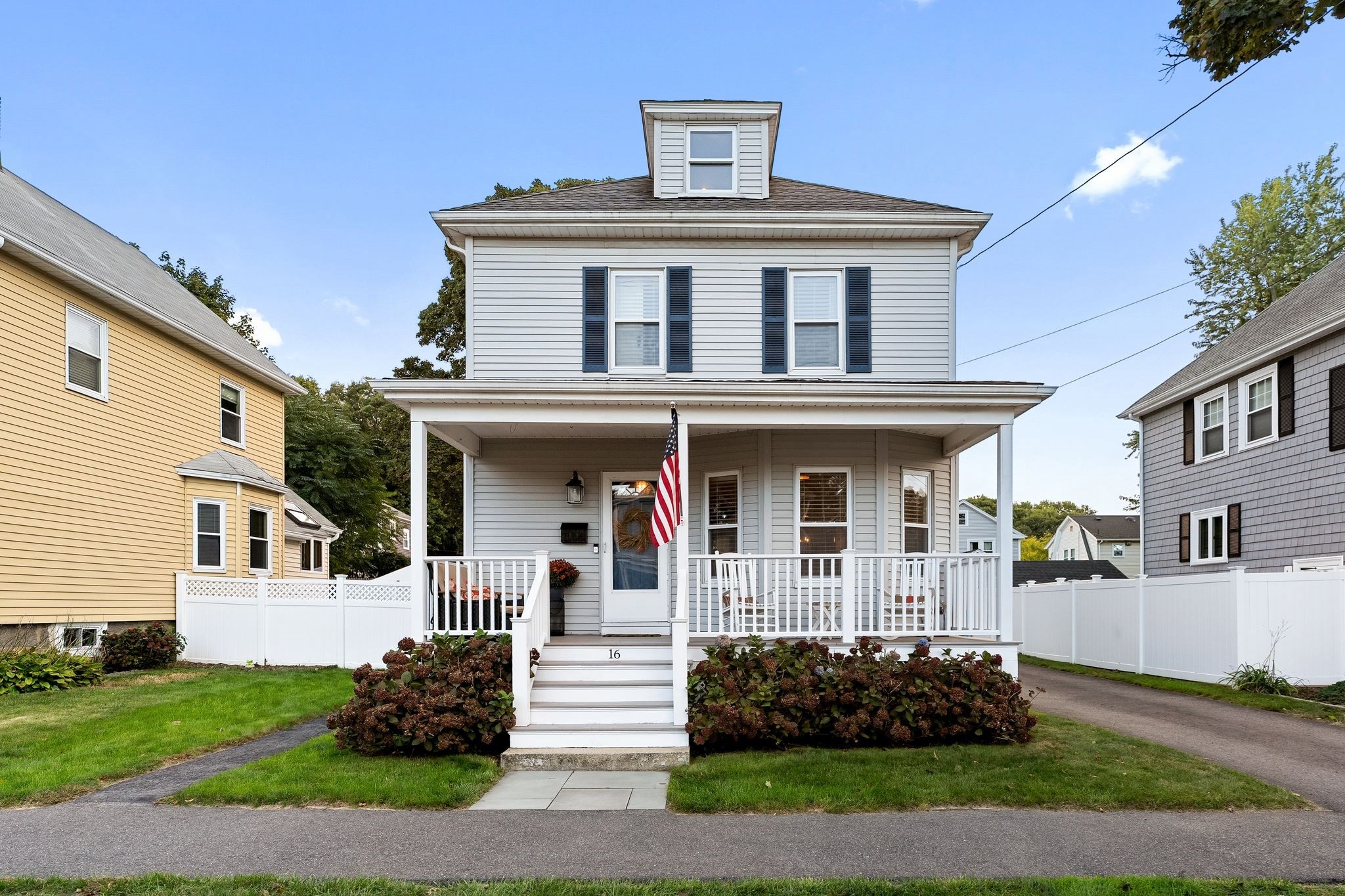 16 Eddie St. — photo
