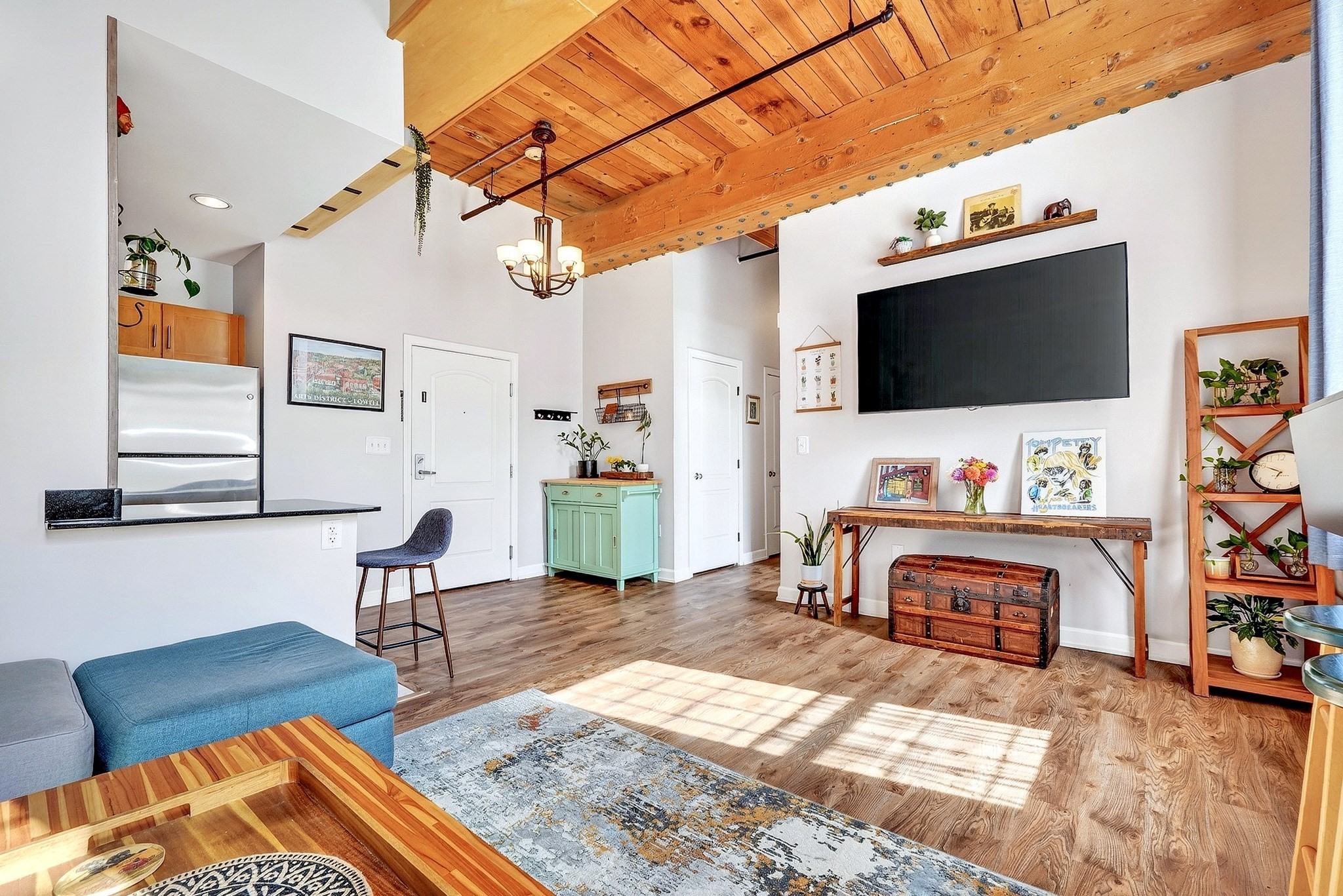 52 Lawrence Dr. #M213 — photo