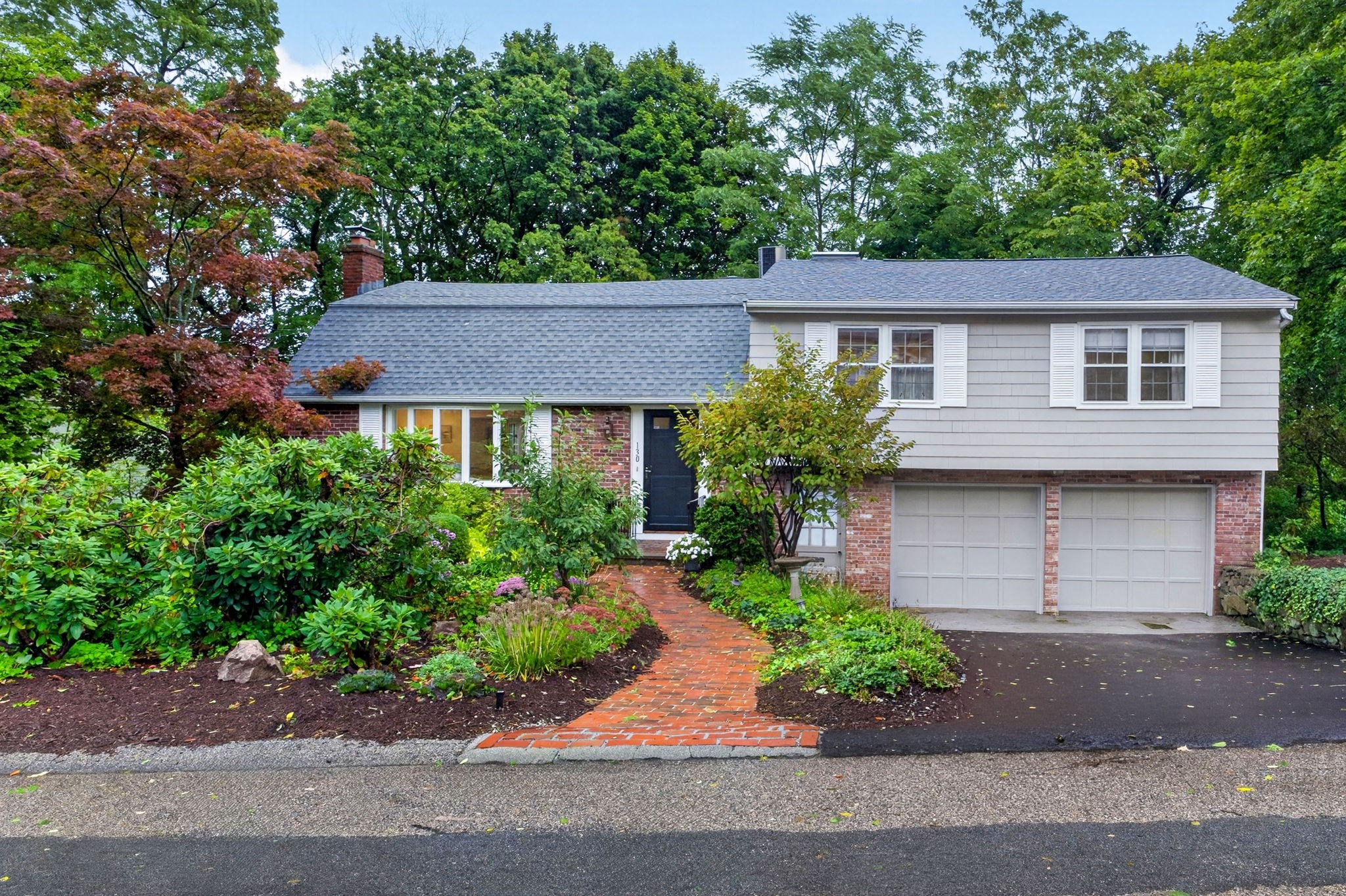 130 Moss Hill Rd — photo