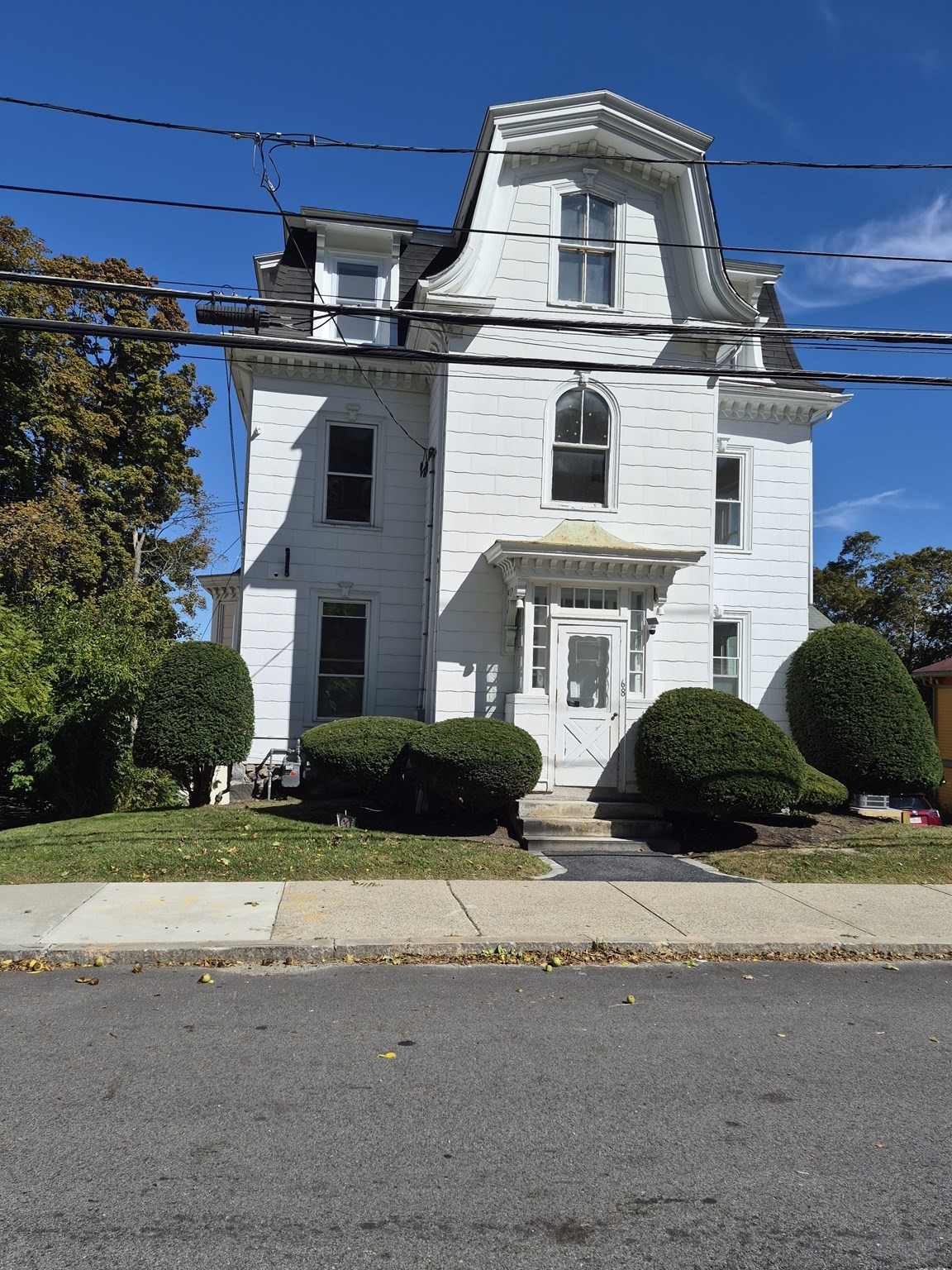 68 Newton St #3 — photo