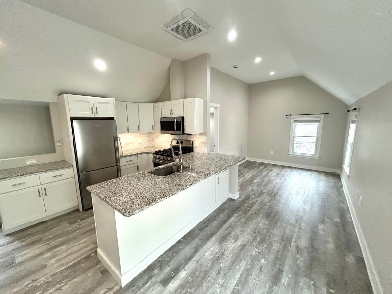 32 Jefferson St #1 — photo