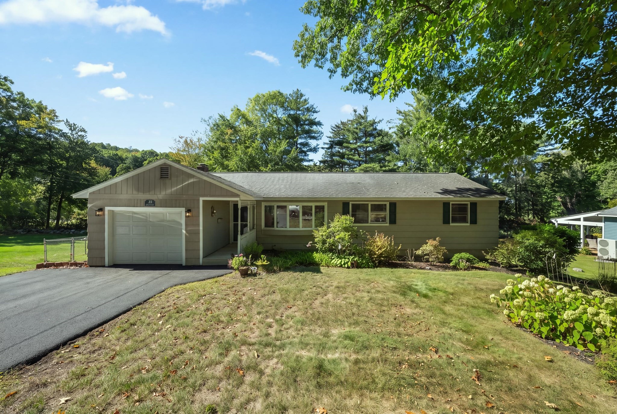 35 Harvey Lane — photo