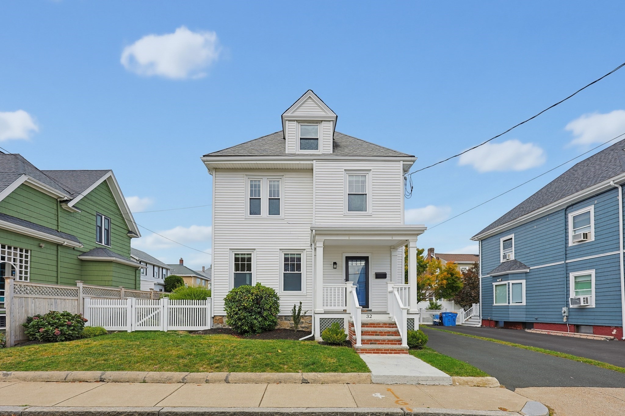 32 Elmwood Avenue — photo