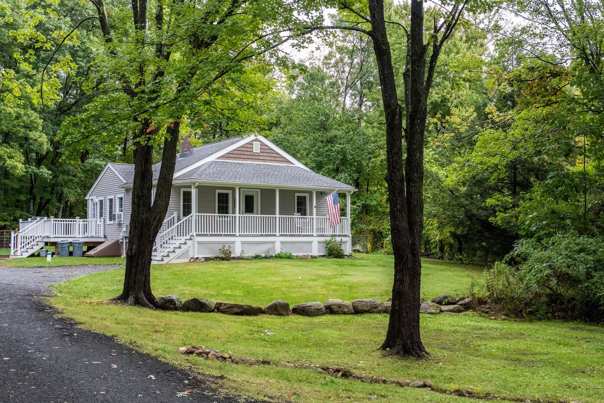 192 Vining Hill Rd — photo