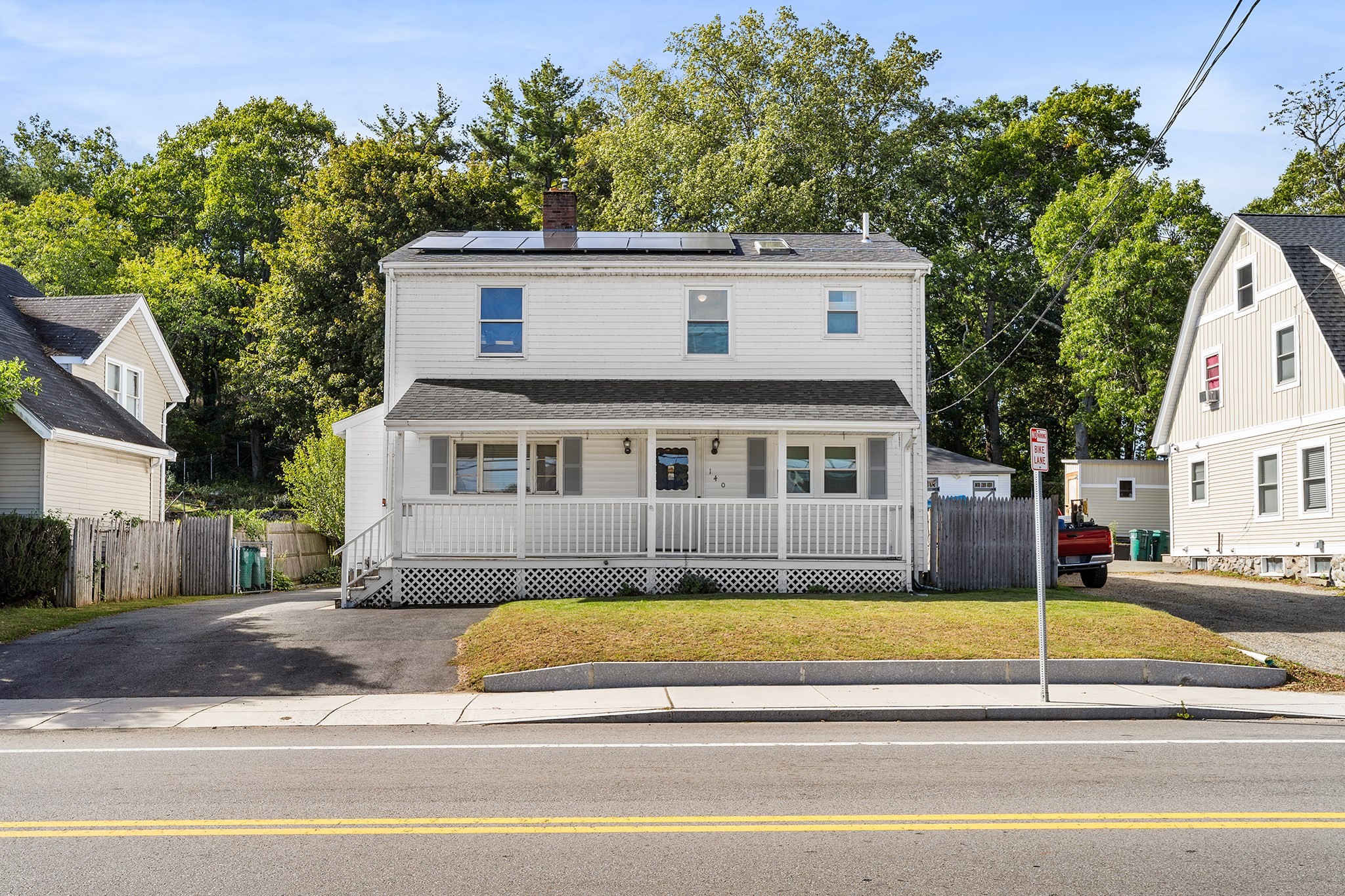 140 Lynnfield St — photo