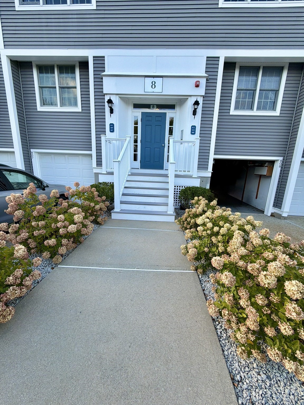 700 Shore Dr #808 — photo