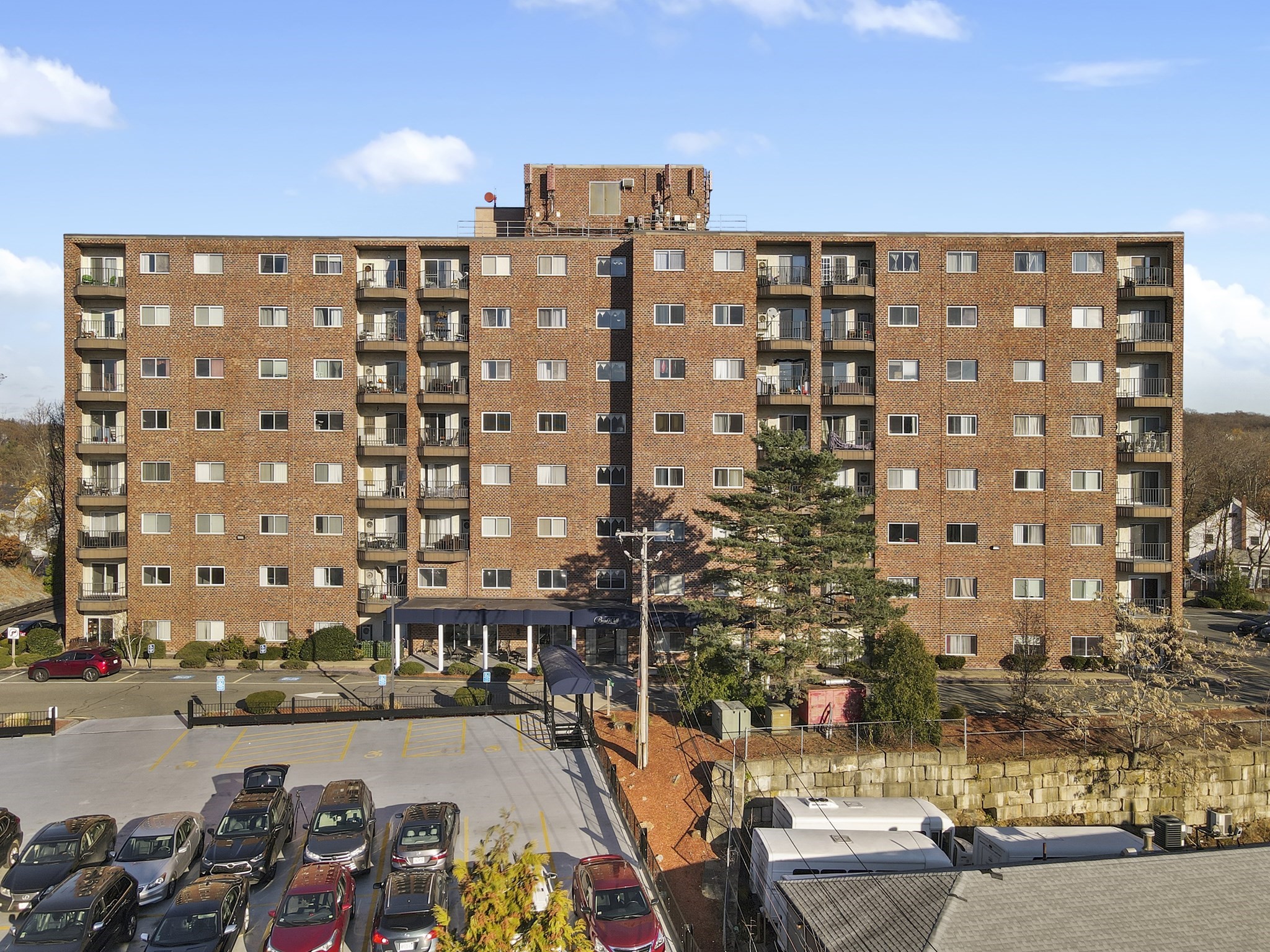 230 Willard St #309 — photo