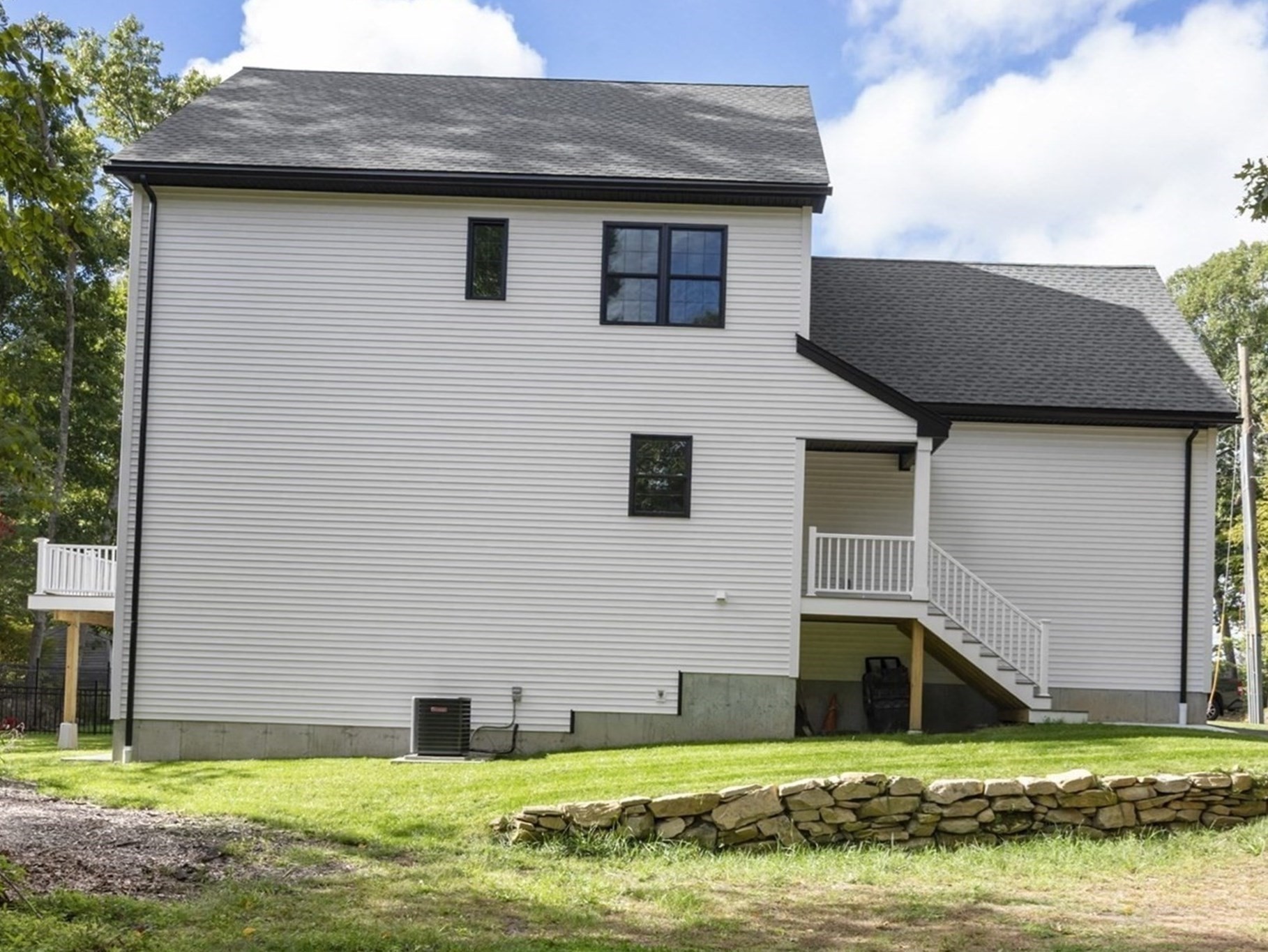 24 Cooper Road, Webster, MA 01570 — photo 3