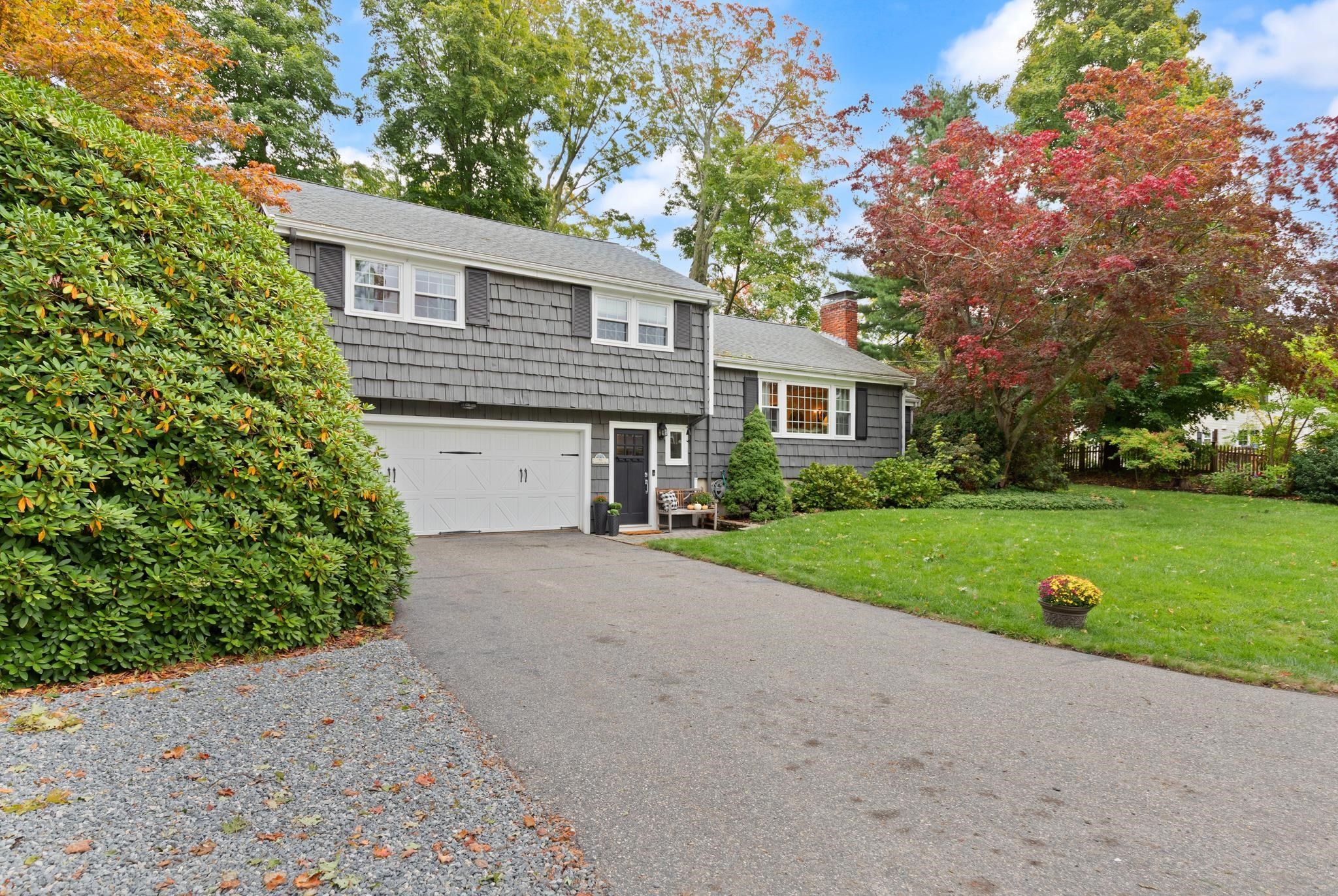 70 Longview Road, Reading, MA 01867 — photo 2