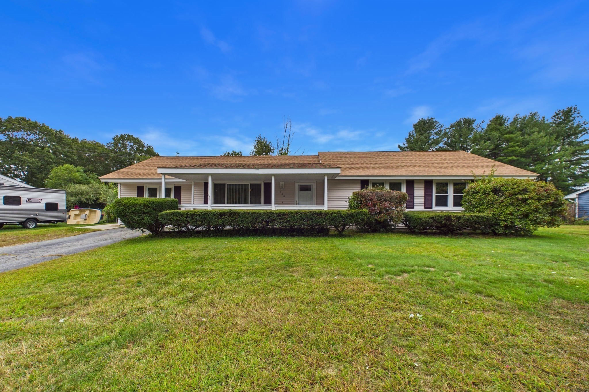 186 Powderhorn Dr — photo