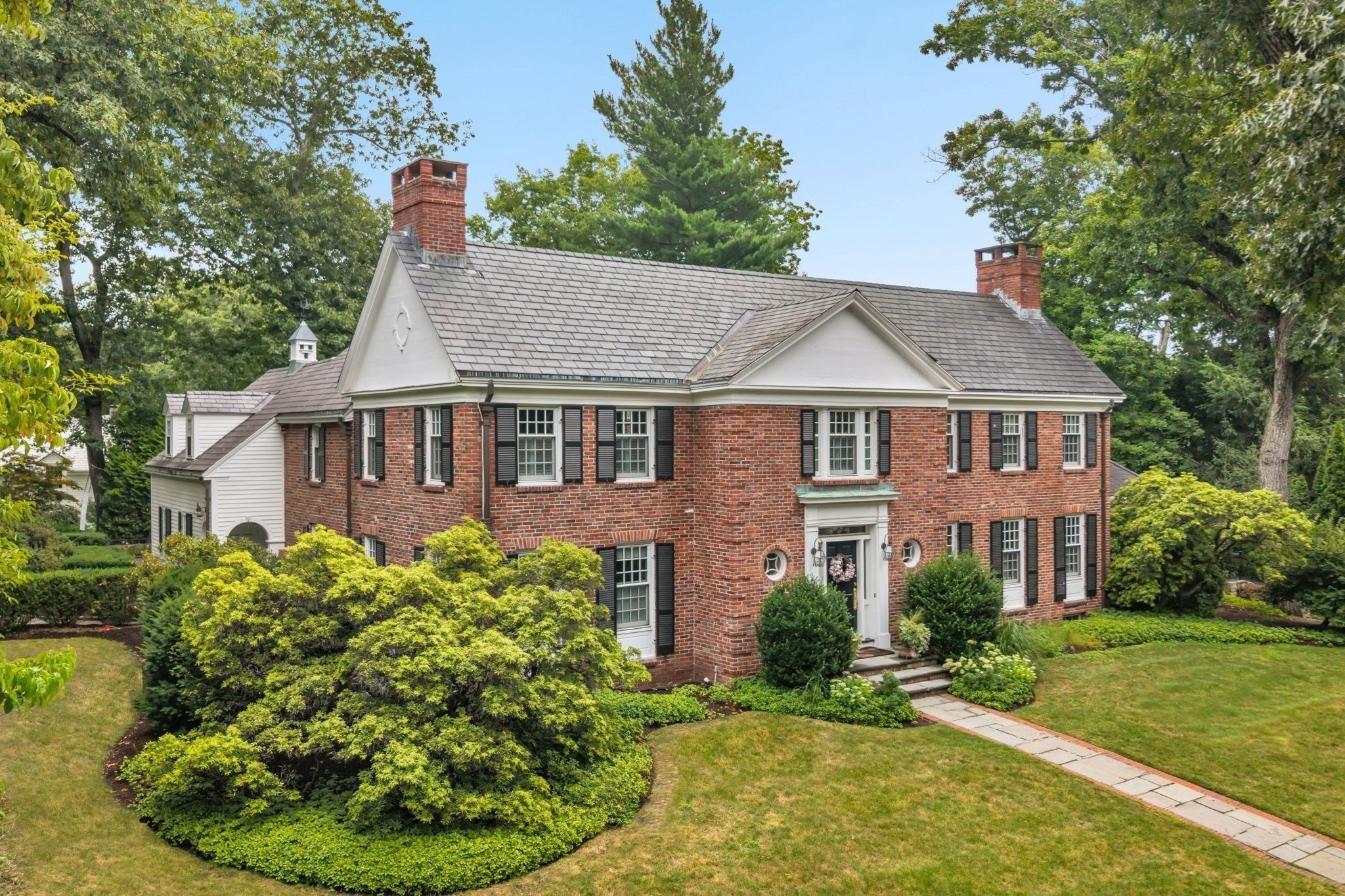 135 Edmunds Road — photo
