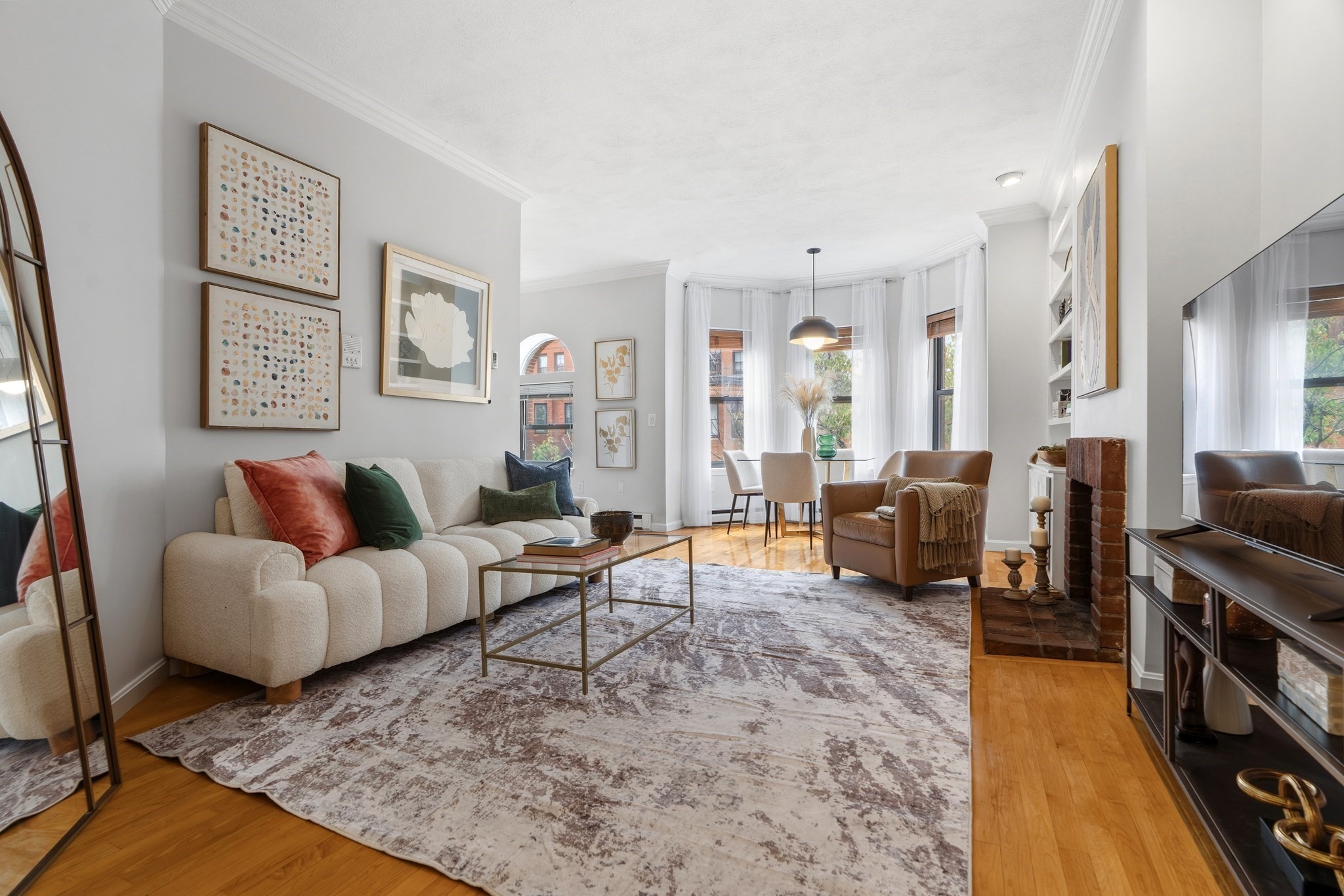 249 W Newton St #7 — photo