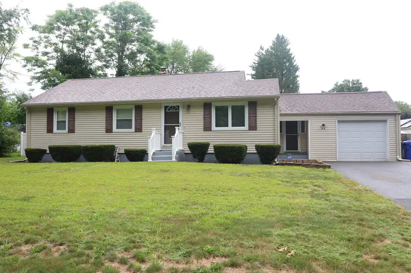 106 N Brook Rd — photo
