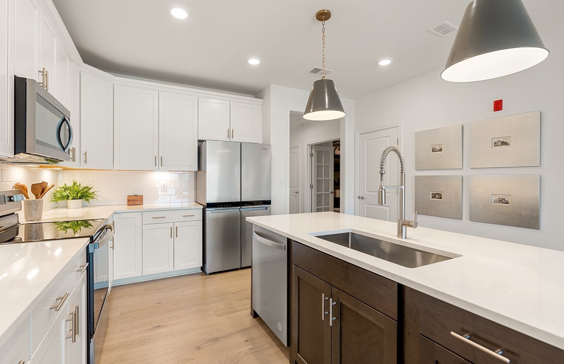 141 East Point Drive #210 — photo
