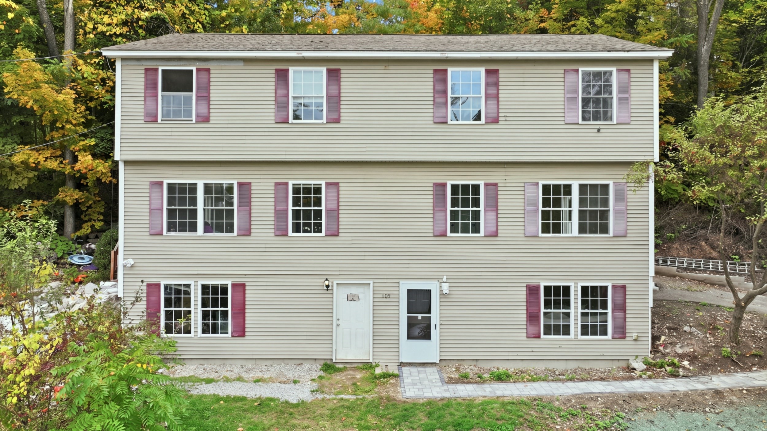 105 N Main St #B — photo
