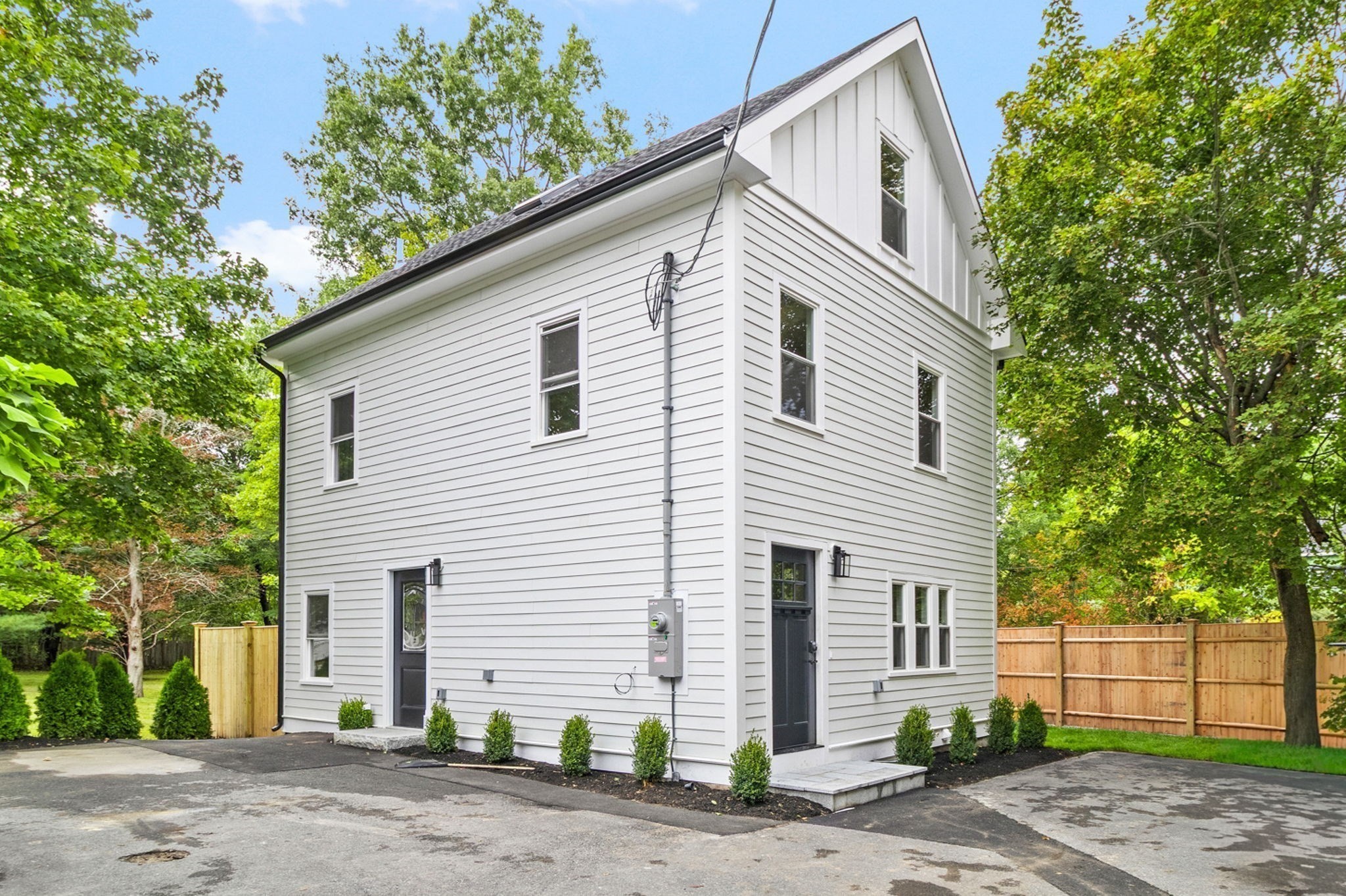 22 Belknap Court — photo