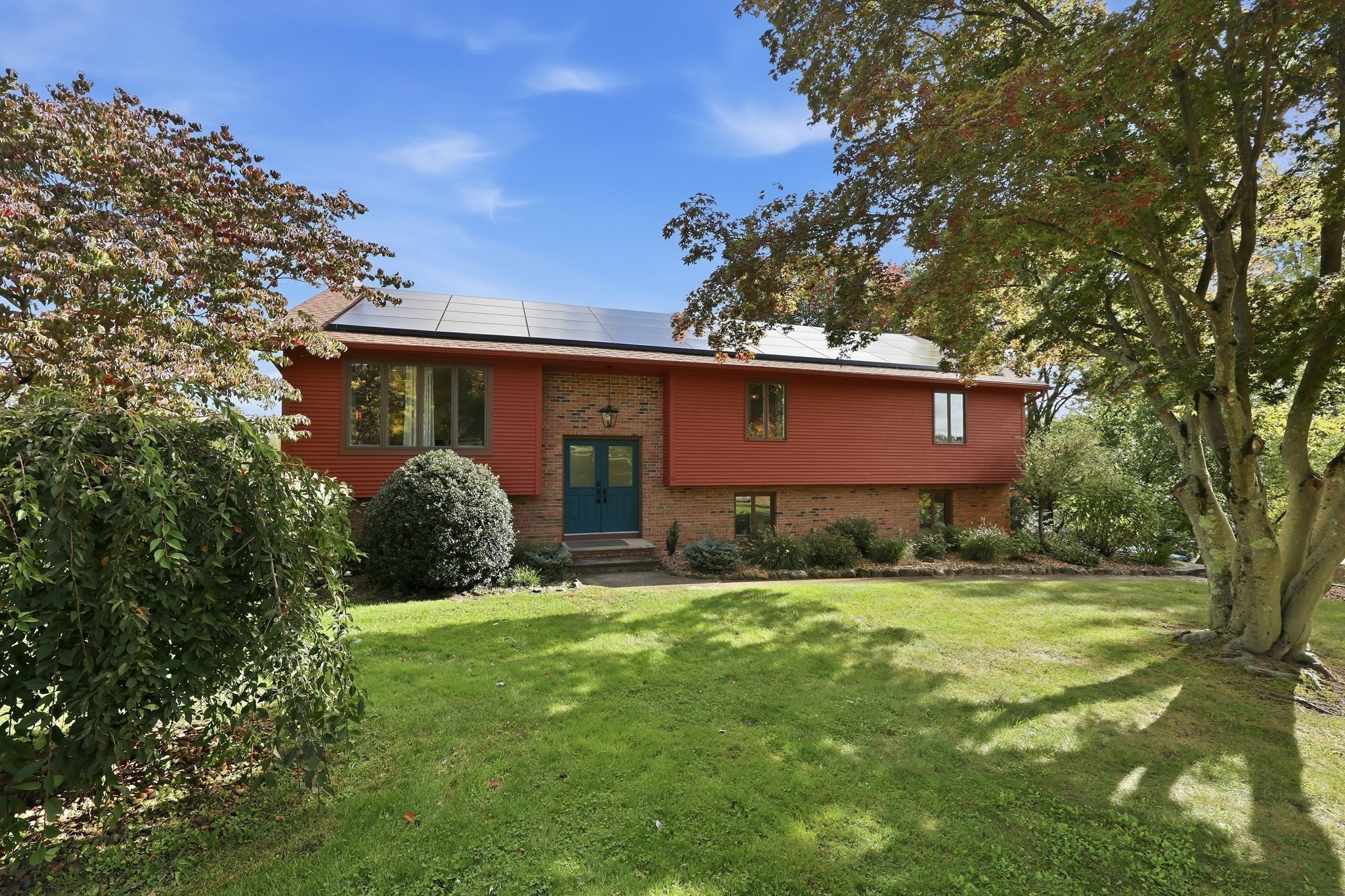 36 Goldenview Drive — photo