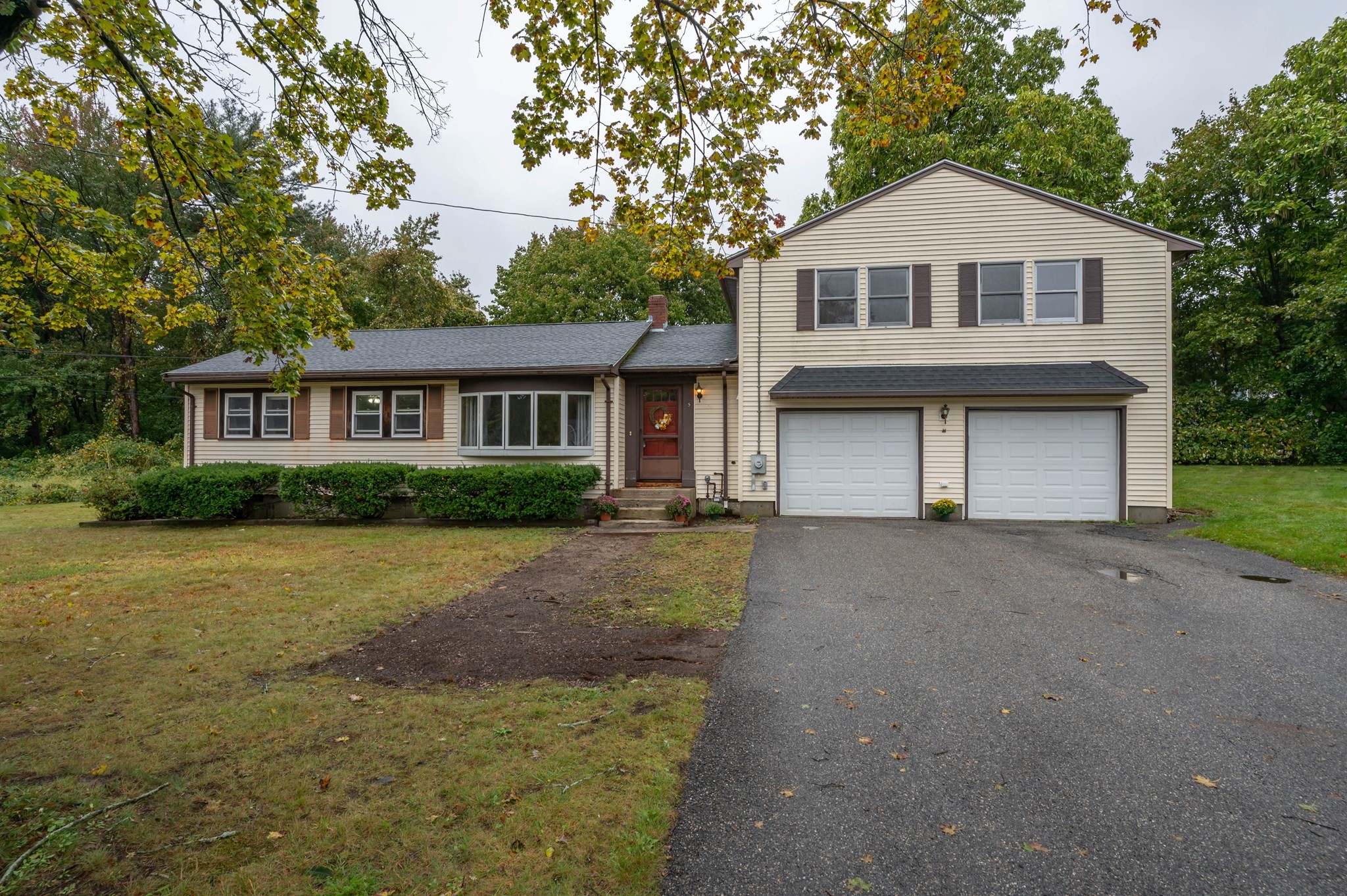 5 Martin Dr — photo