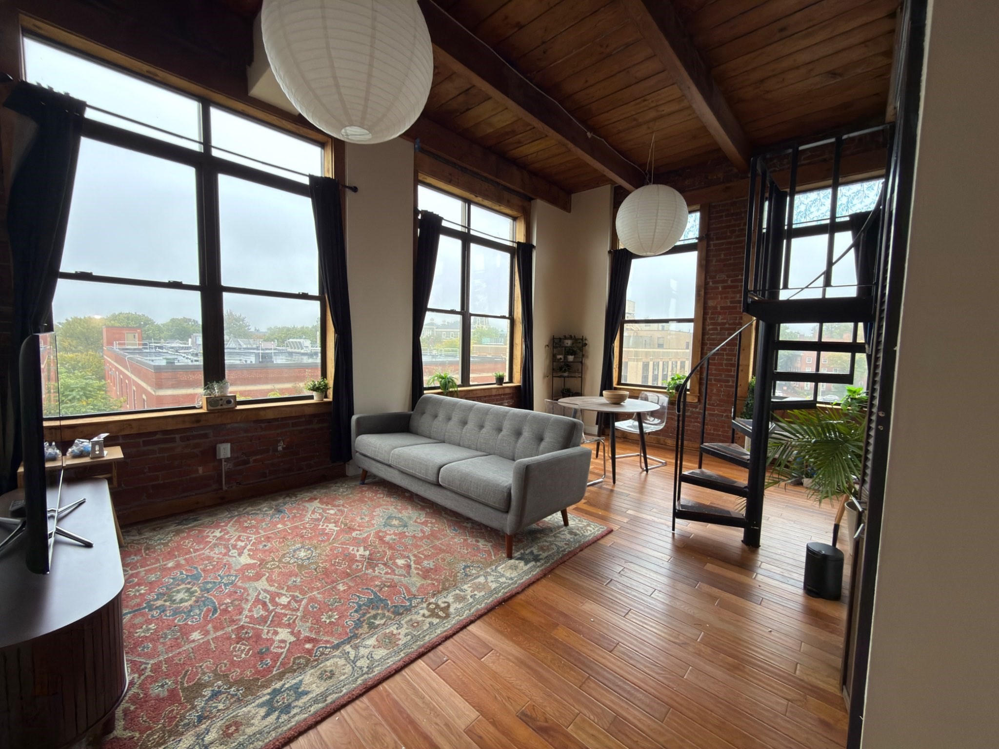 24 Norman St #301 — photo