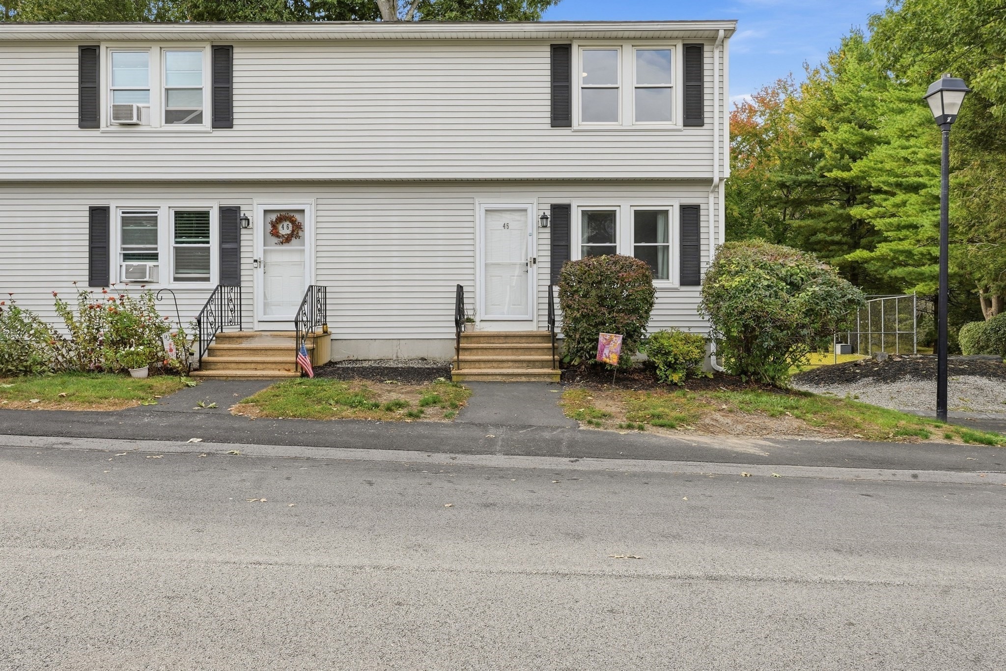 270 Sunderland Rd #45 — photo