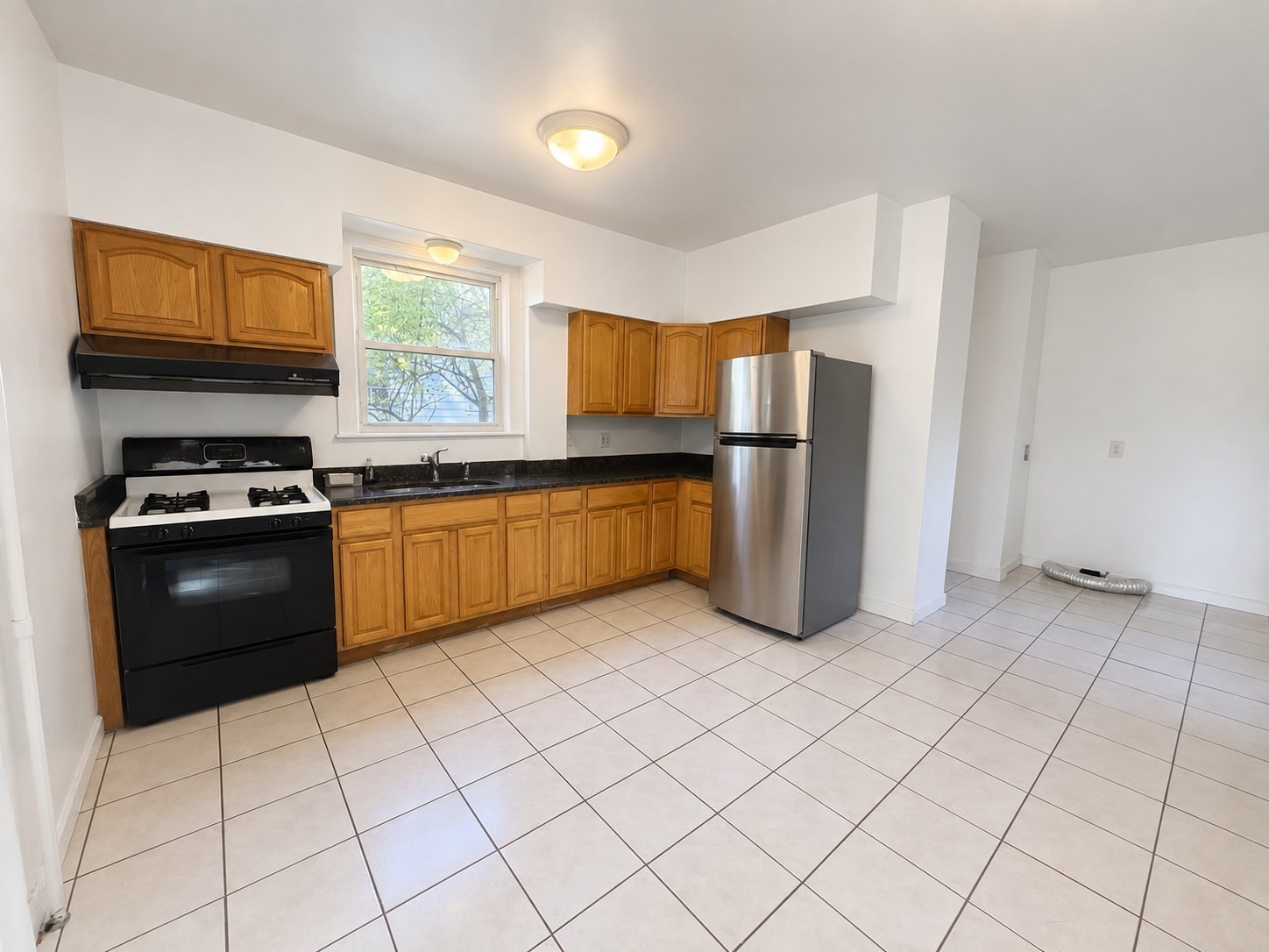 46 Court St #1 — photo