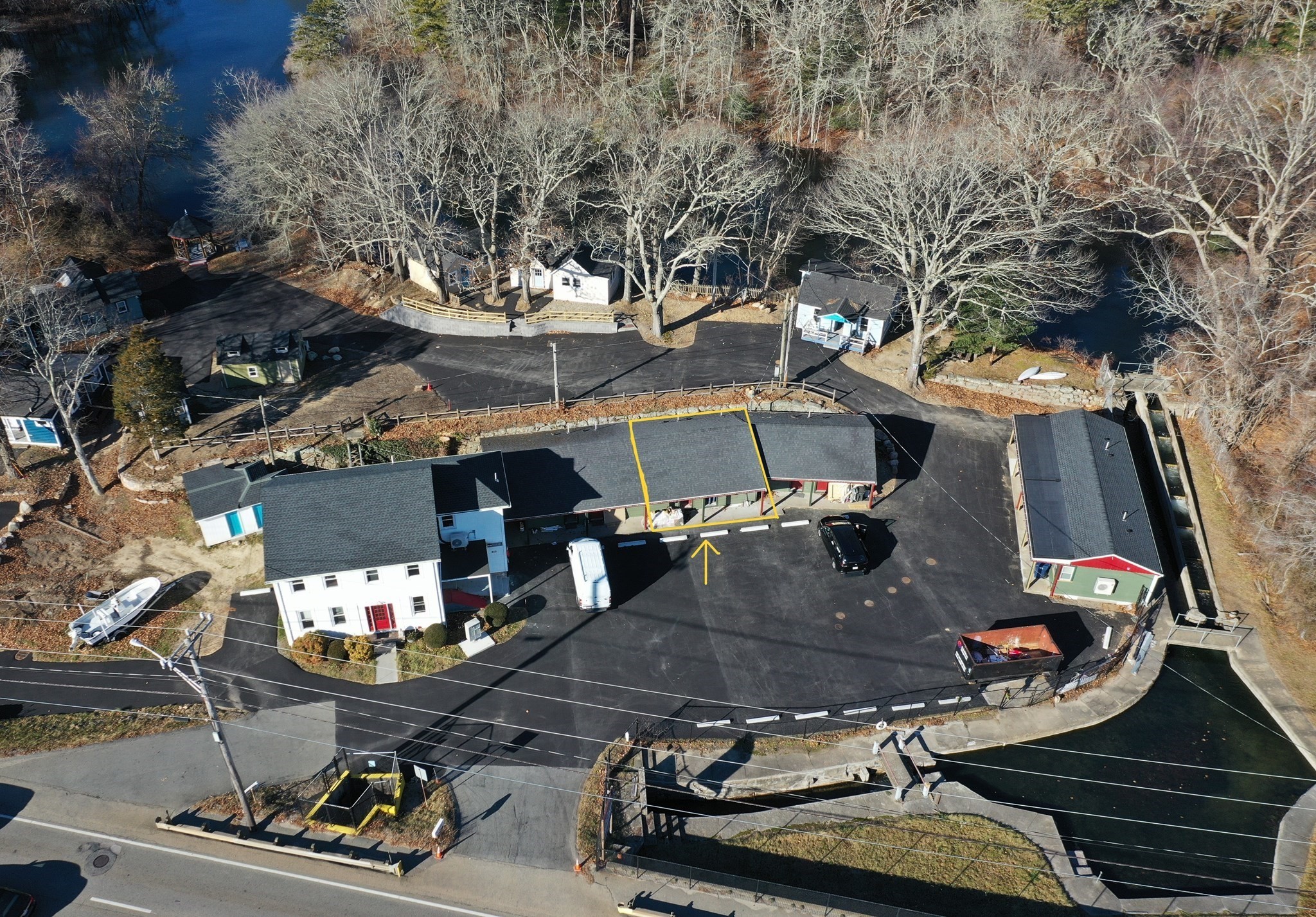 825 Scenic Hwy #2 — photo
