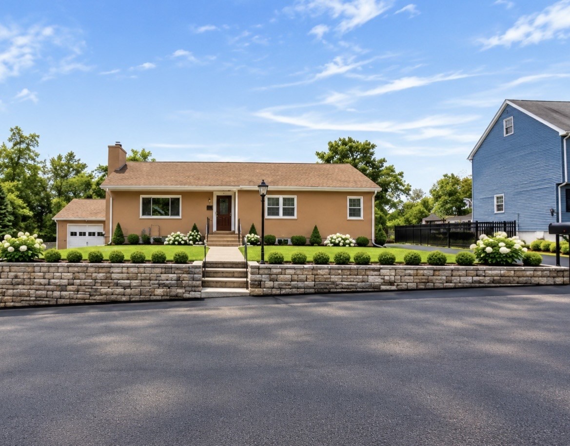 28 Bulfinch Ter — photo