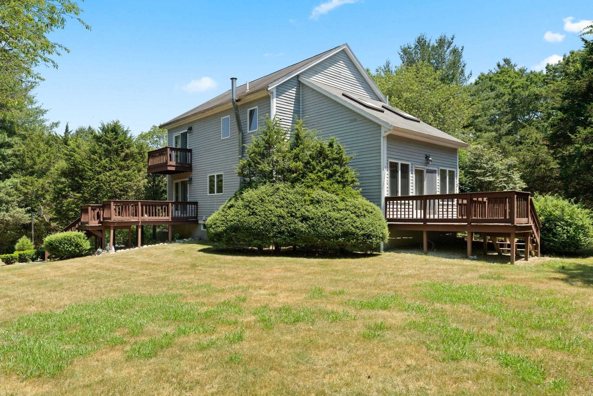 1286 Reed Road, Dartmouth, MA 02747