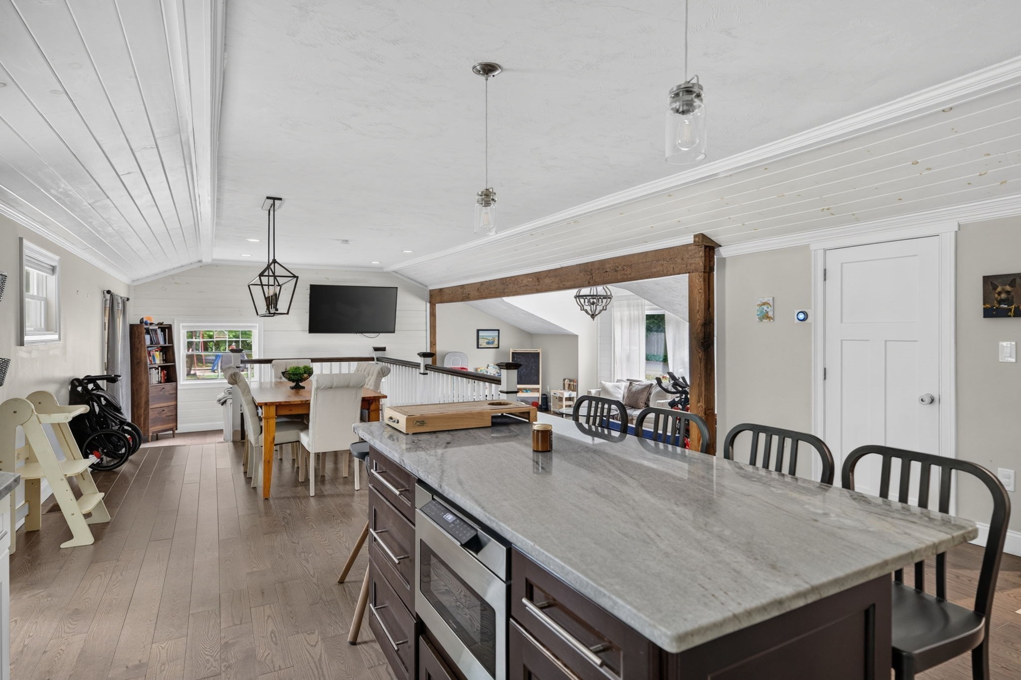 6 Ida Way — photo
