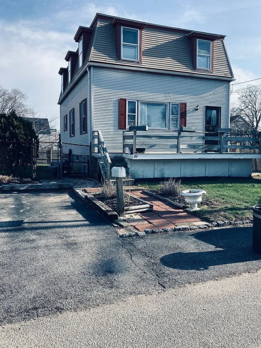 22 G Street — photo