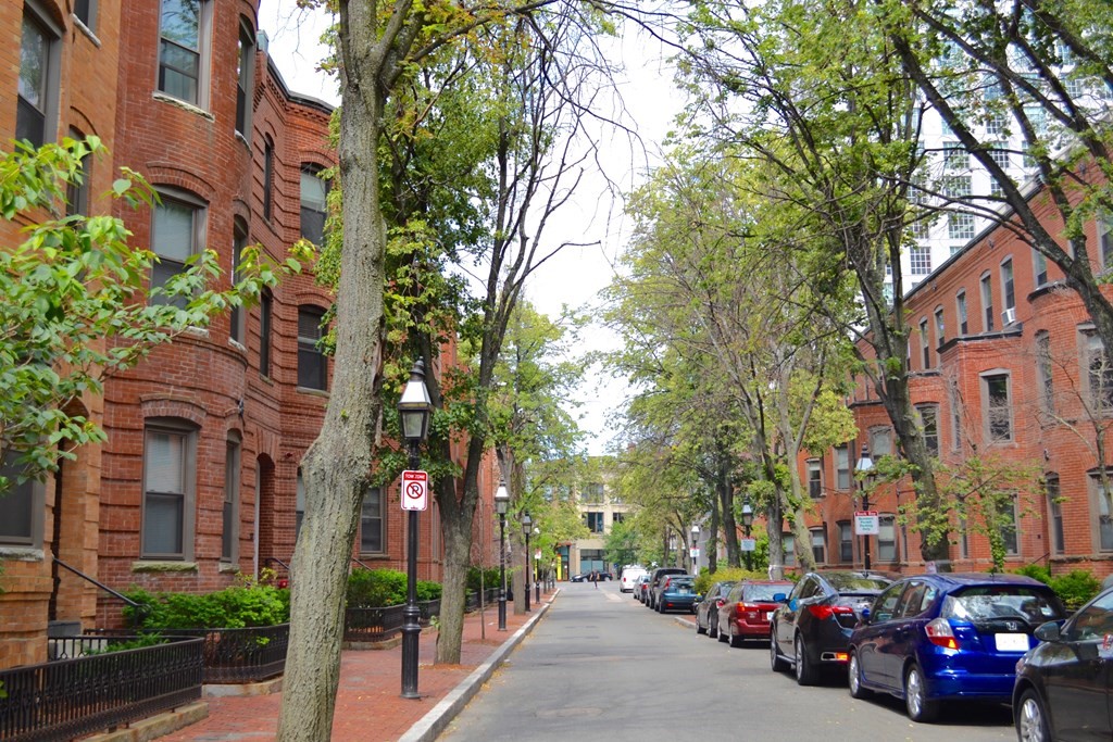 67 St. Germain Unit 40-Pe — photo
