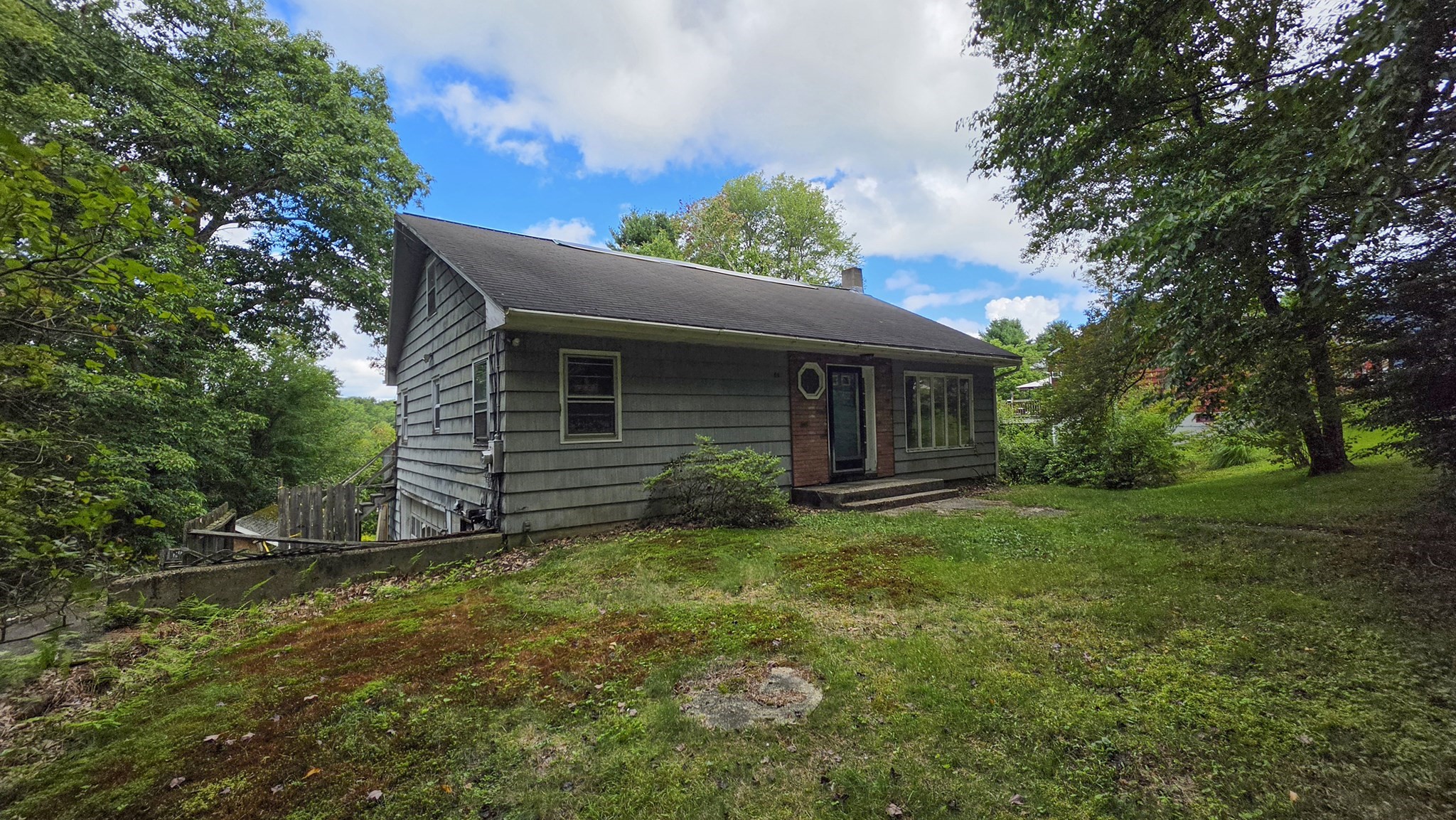 84 Stafford Holland Rd — photo