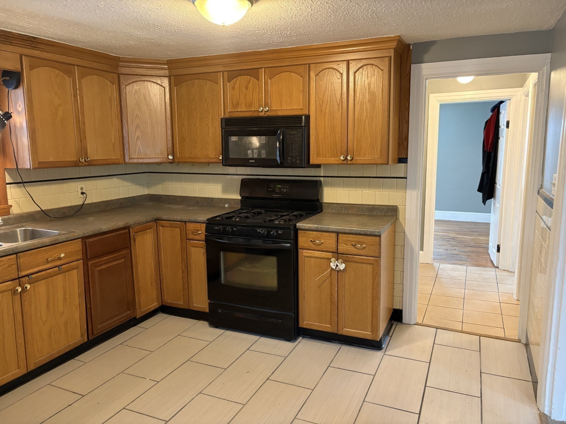 610 Killingly #1, Johnston, RI 02919 — photo 2