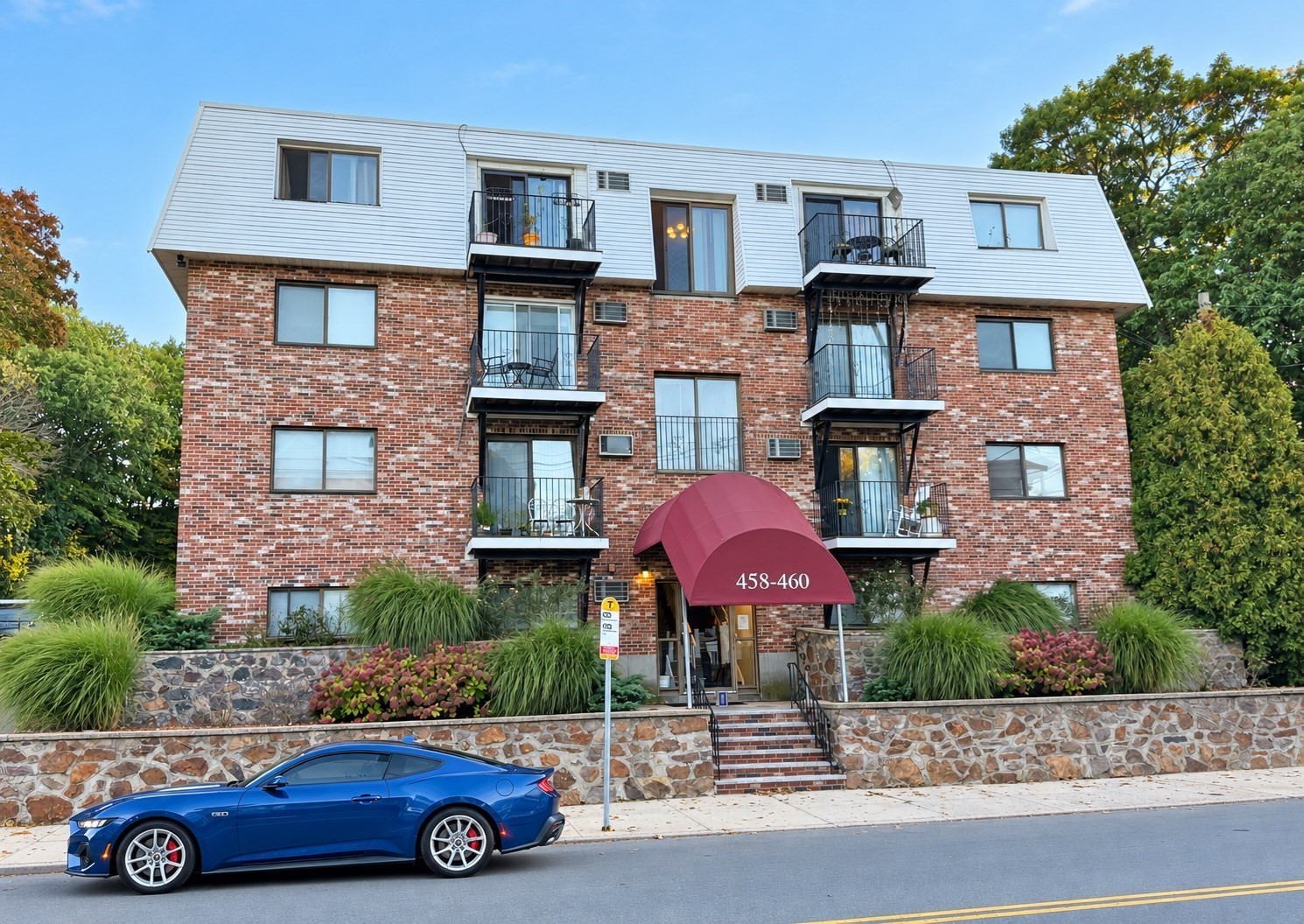458-460 Eastern Ave #15 — photo