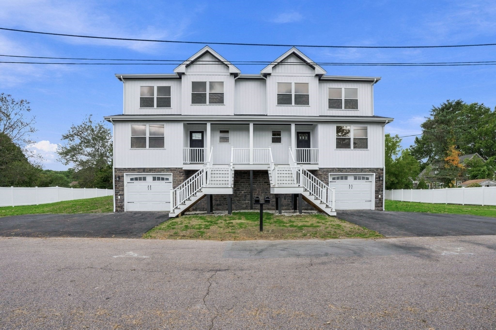 2120 Water St #1 — photo