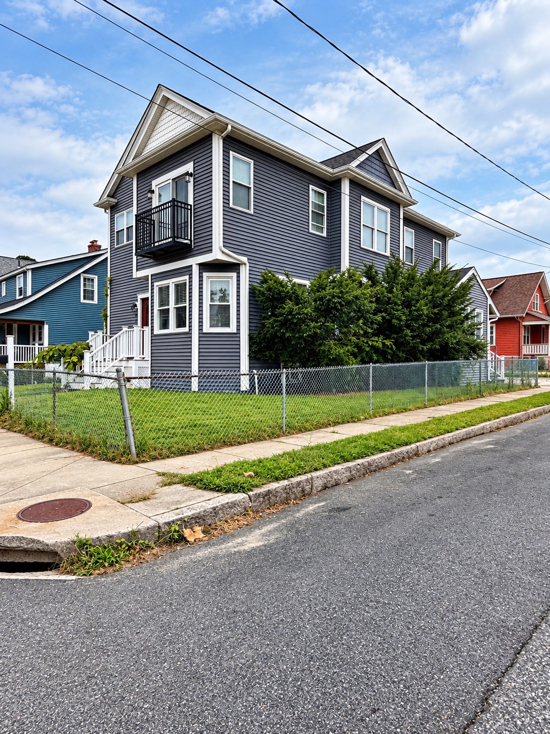 996 Walnut St — photo